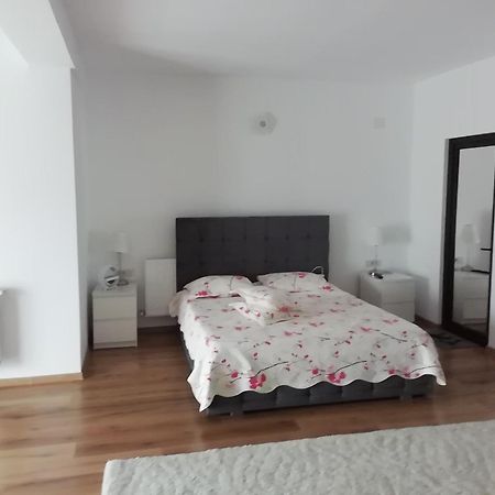 Apartamento Adelina Schitu Exterior foto